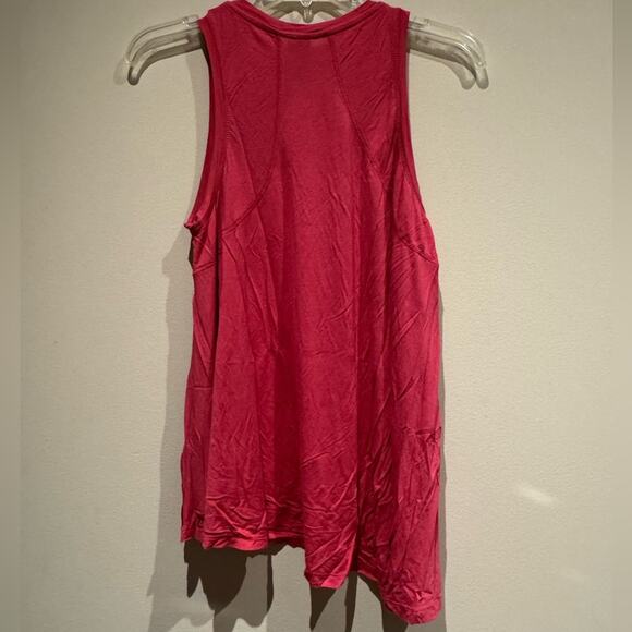 Sweaty Betty pink sleeveless top with asymmetrical bottom hem size small - Picture 6 of 6